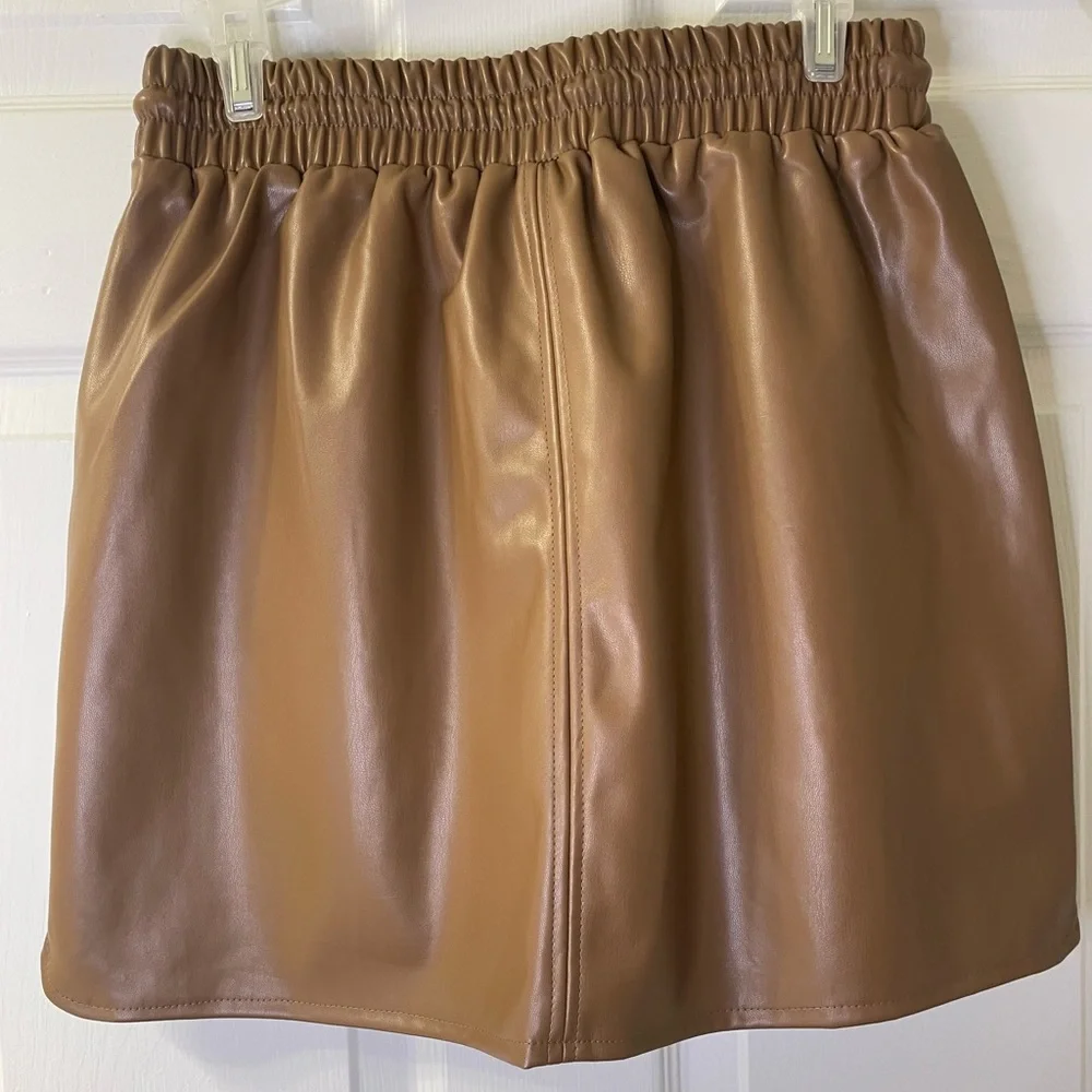 NWT Small Entro Faux Leather Mini Skirt